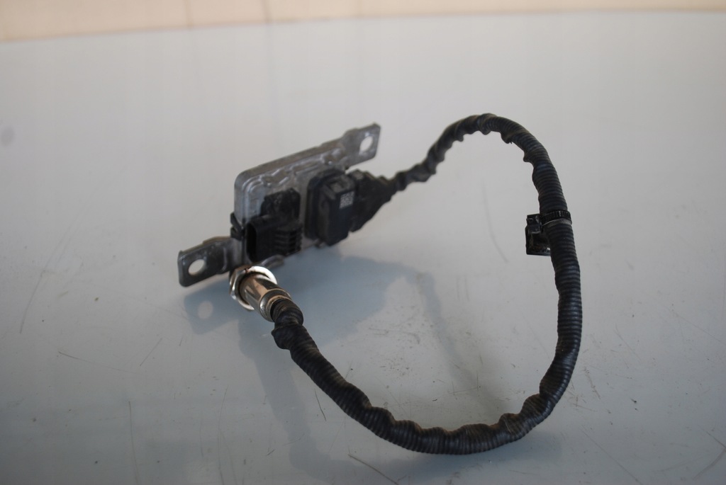 фото №1, Датчик лямбда-зонд nox audi a4 b8 8k0907807q