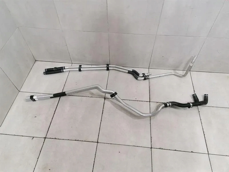 фото №1, Труба охлаждающая ferrari roma f169 91786404822 труба шланг wody охлаждающей-