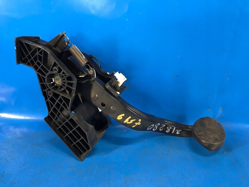 фото №1, Педаль тормоза mini cooper f56 14-18 35 00 6854629
