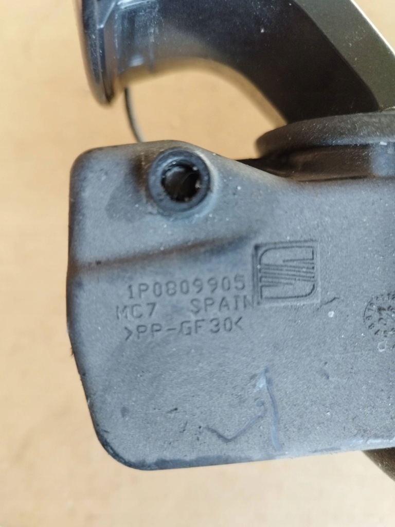 фото №5, Seat leon 1m 2006 кришка пального lc9z