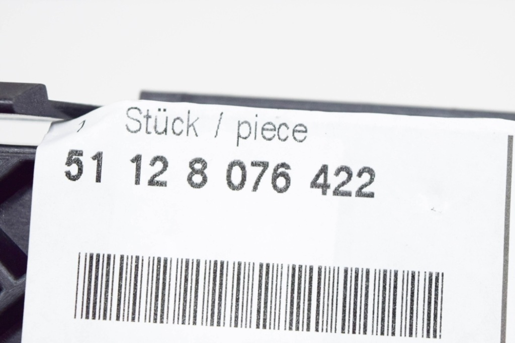 фото №6, Bmw 7 g11 задній правий кронштейн бампера 8076422 51128076422 2022 новий orygi