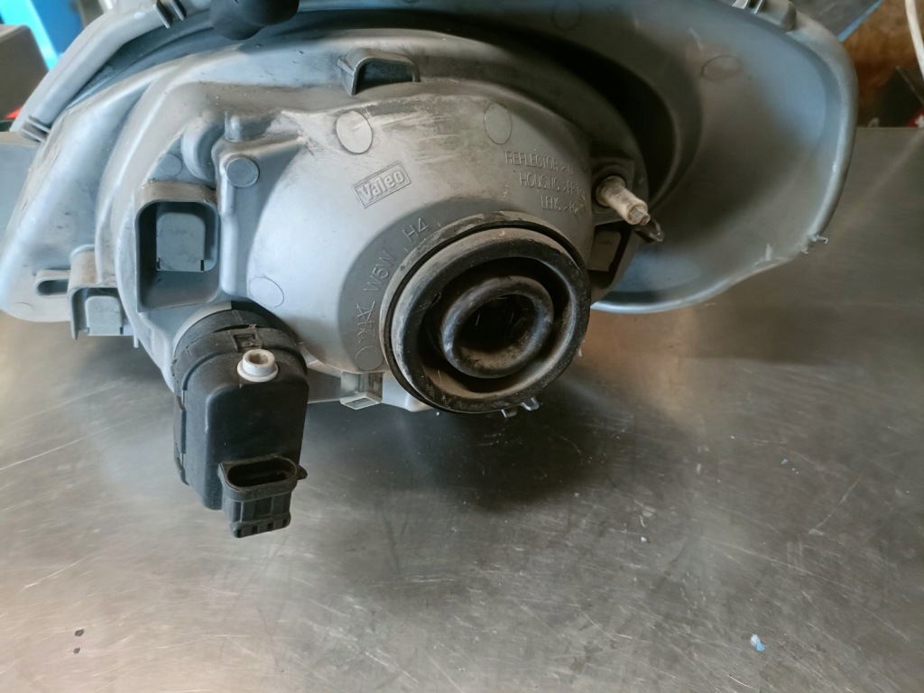 фото №5, Лампа правий перед europa renault trafic 01-06 7700311372