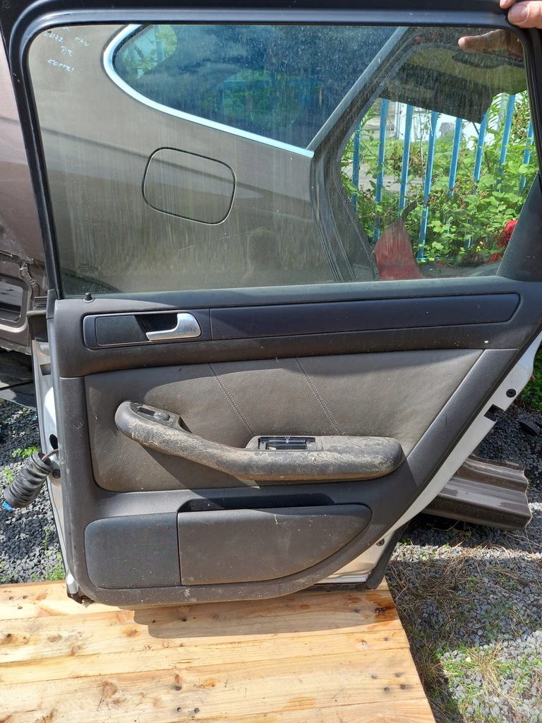 фото №8, Дверь левый правый задняя audi a6 c5 allroad 02r. ly7w