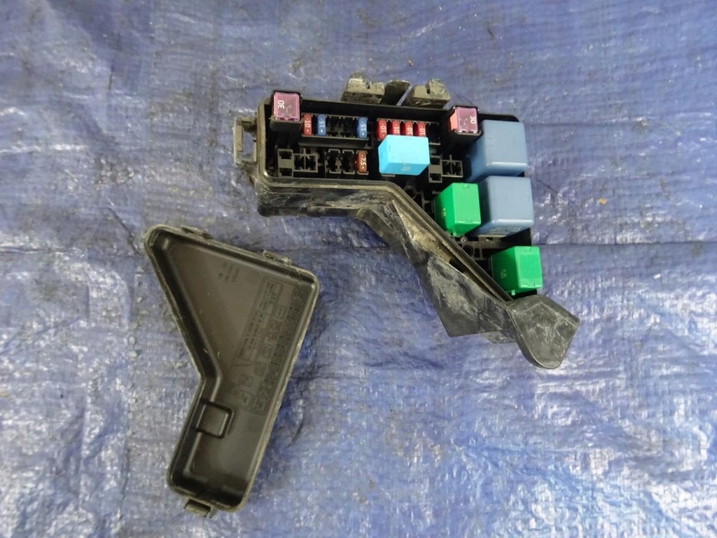 фото №2, Коробка предохранителей lexus rx400h