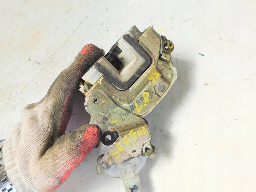 фото №7, Nissan serena 2.3d 1995r замок двері лівий перед