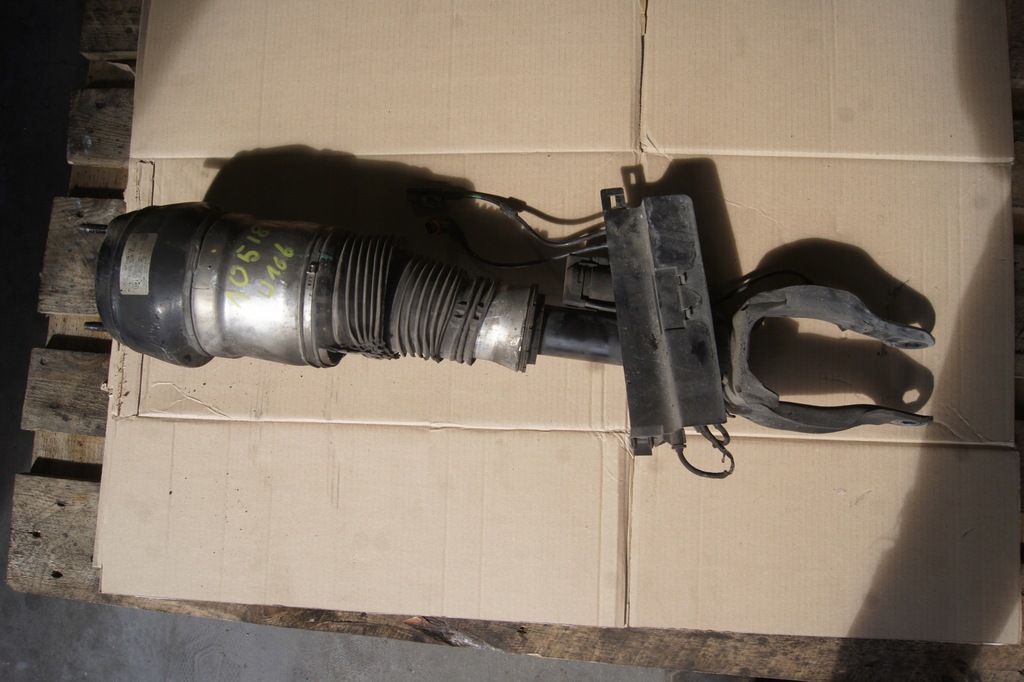 фото №1, Амортизатор лівий перед gle ml a1663204166