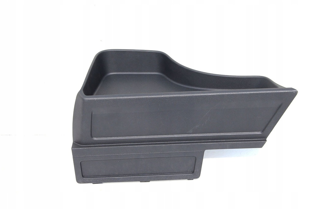 фото №10, Vw passat b8 kombi обшивка + килимок багажника 3g9867427n 3g9867428q 3g9858831