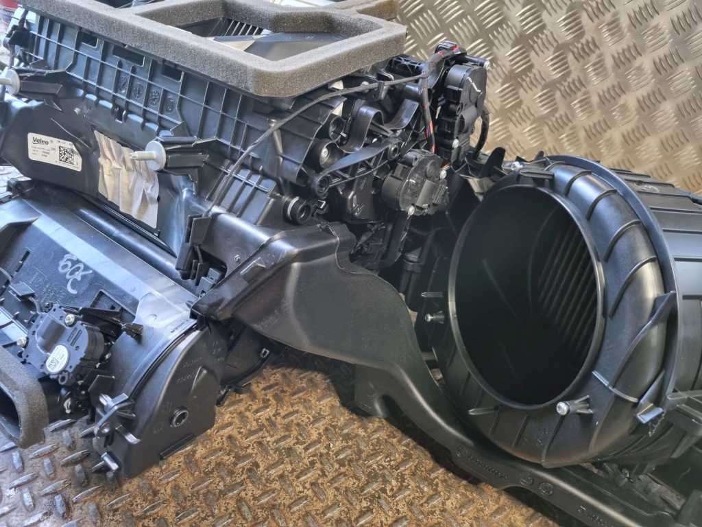 2021 bmw 3 g20 g21 модуль отопителя 9495884 Цена