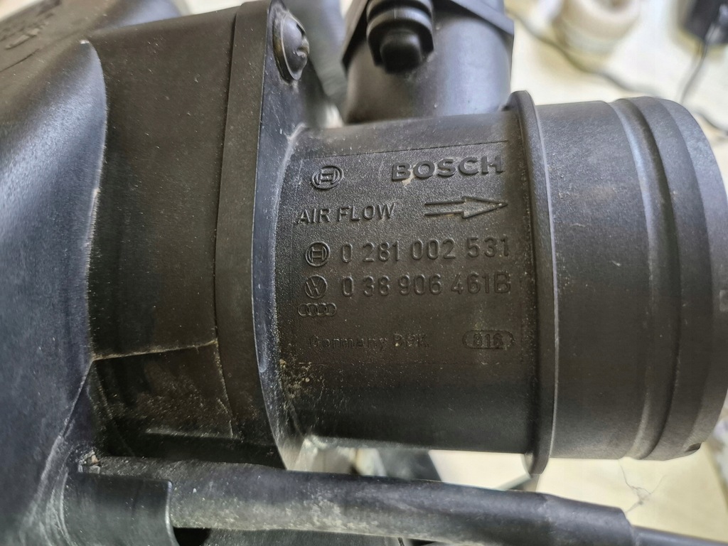 фото №6, Odbudowa фильтра воздуха расходомер skoda roomster 1.4 tdi 6q0129601ar