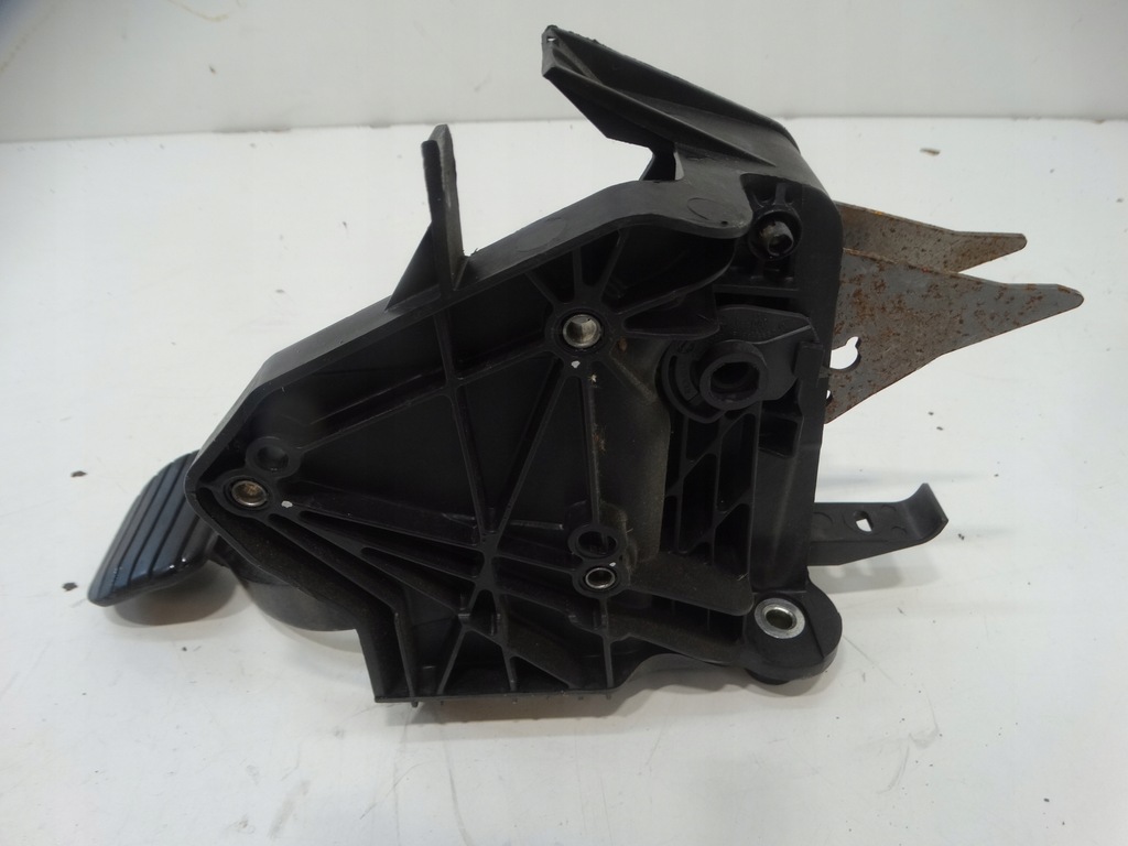 фото №9, Педаль тормоза renault laguna iii 465010003r