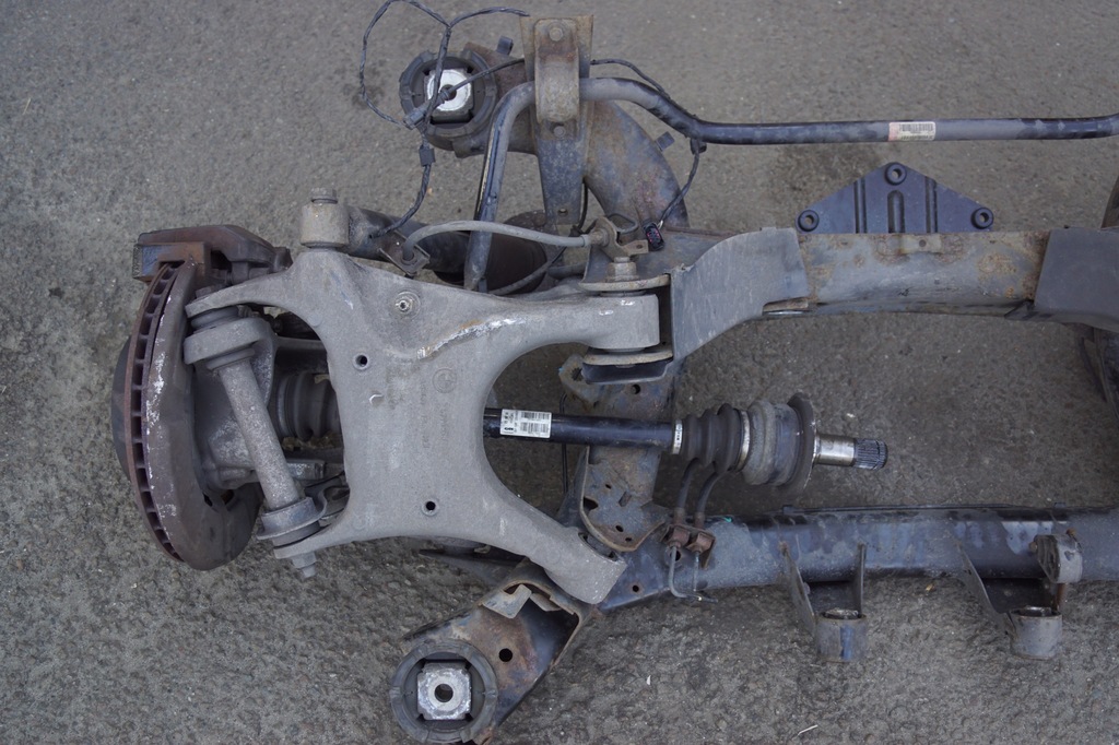 фото №11, Балка подрамник подвеска задняя bmw x5 e70