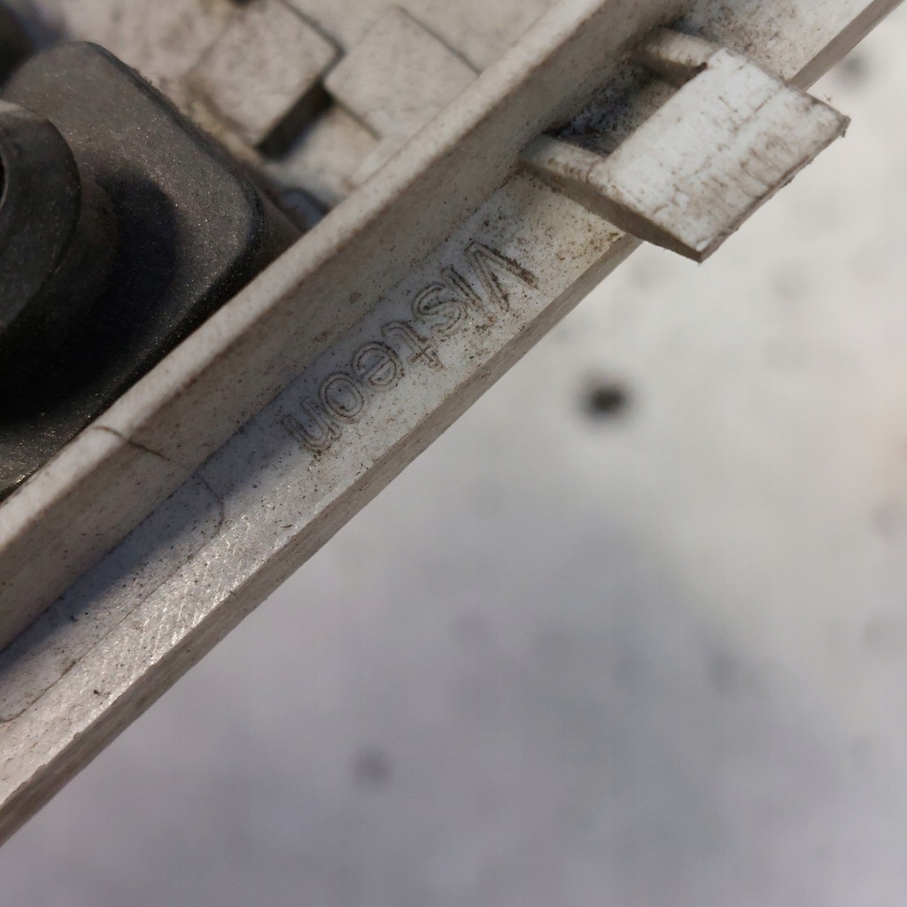 фото №13, Skoda roomster вкладыш лампы правый задний visteon 5j7945258