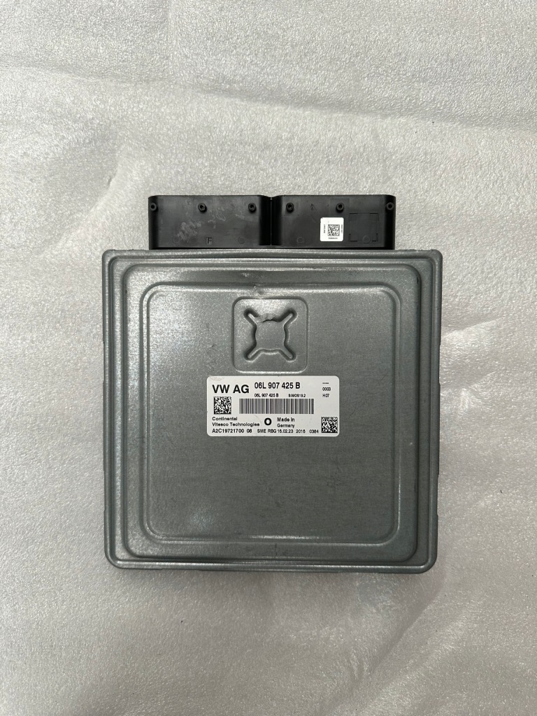 фото №1, Audi бортовой компьютер двигателя 06l907425b