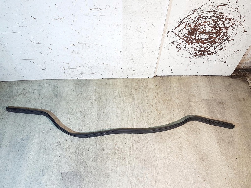 фото №1, Прокладка жабо капот mercedes w208 lift