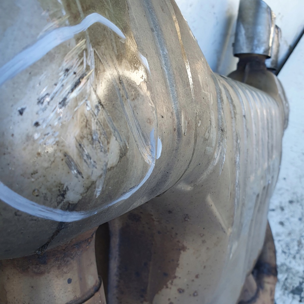 Bmw m4 f82 f83 выхлоп гаситель 7850084 Цена