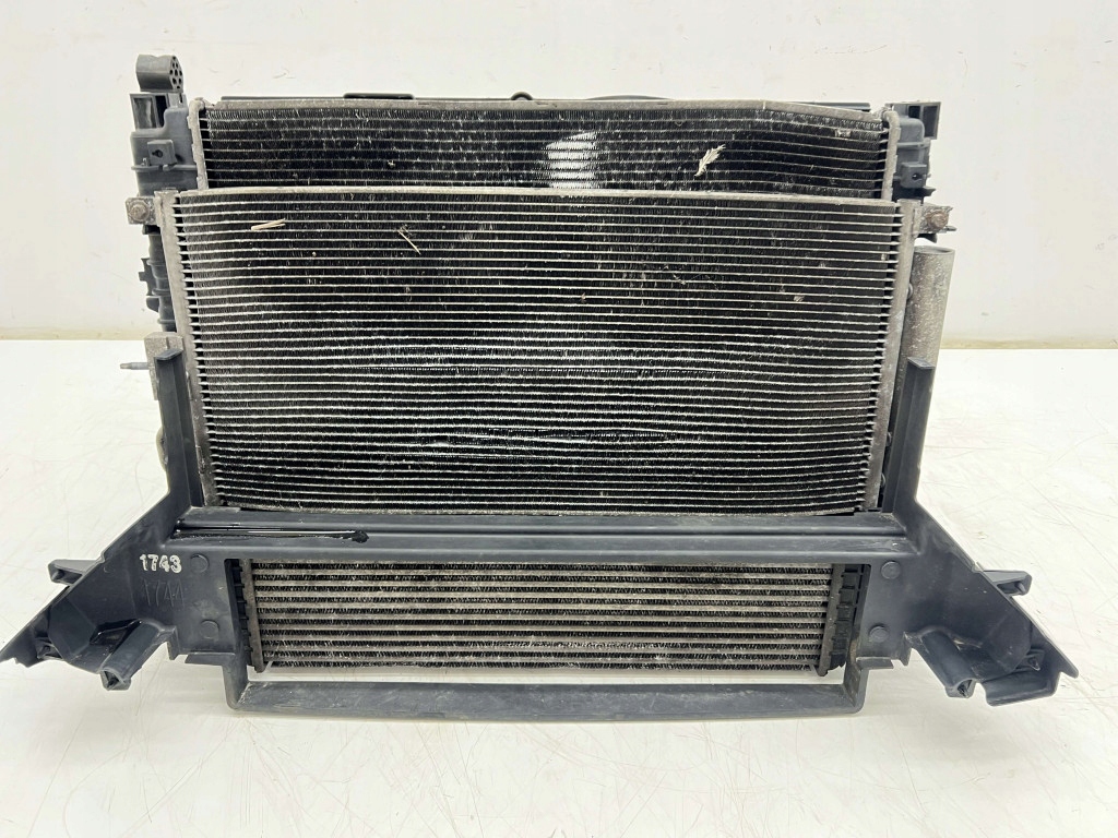 Opel mokka a комплект радиатор радиатор 1.7 cdti Недорого