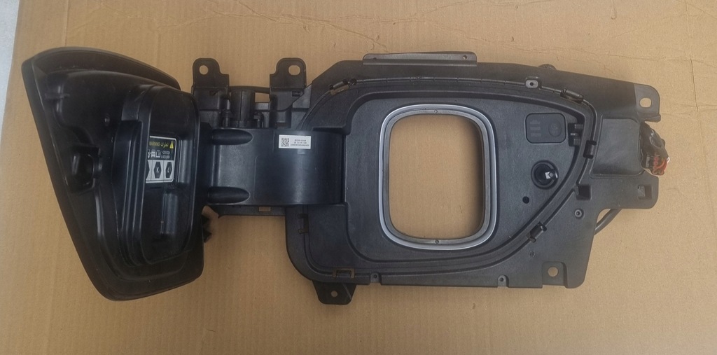 фото №6, Hyundai kona electric lift крышка заглушка разъём зарядки 86340-k4aa0