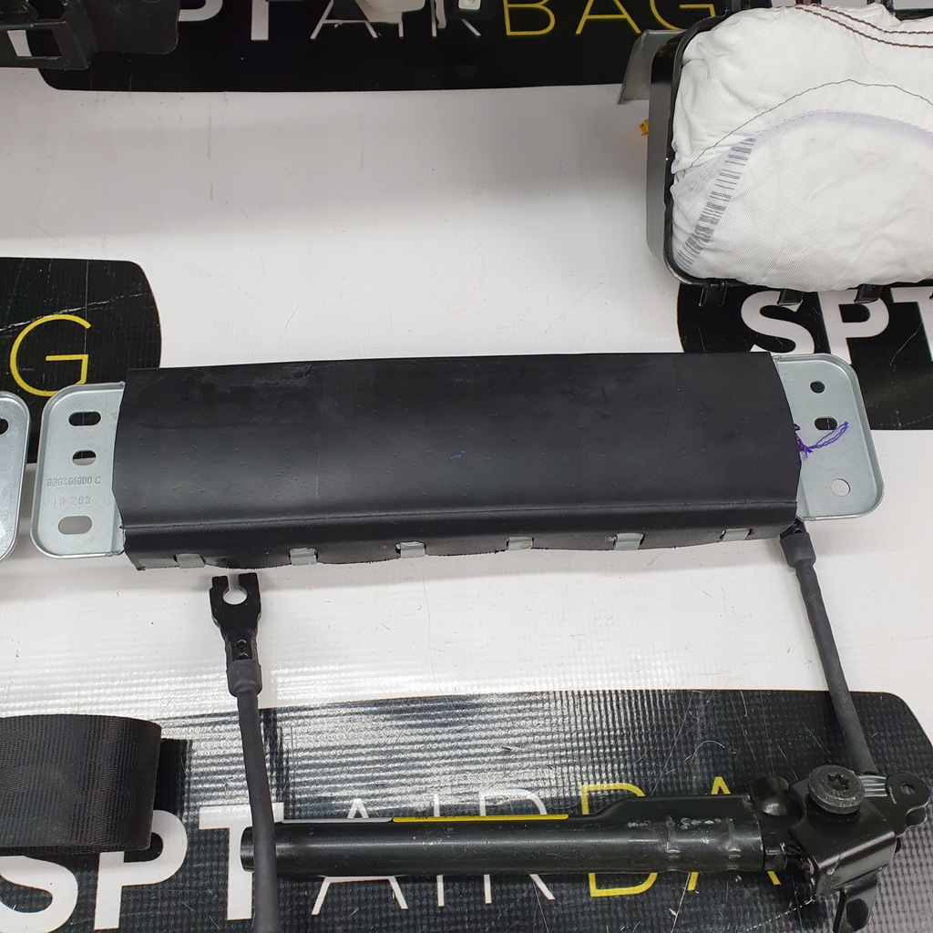 фото №9, Alfa romeo stelvio приборная панель приборная панель консоль подушка безопасности stare возврат beż dół