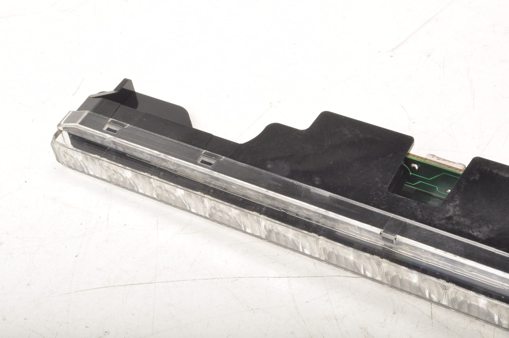 фото №3, Subaru forester iii свет лампа стоп стоп-сигнал vc02-113