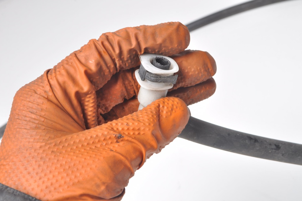 фото №3, Volvo c70 ii wąż провода омывателя фары