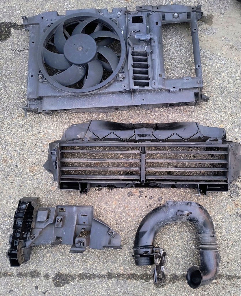 Капот крышка двигателя шумоизоляция петли бампер citroen ds5 2.0 hybrid4 Киев