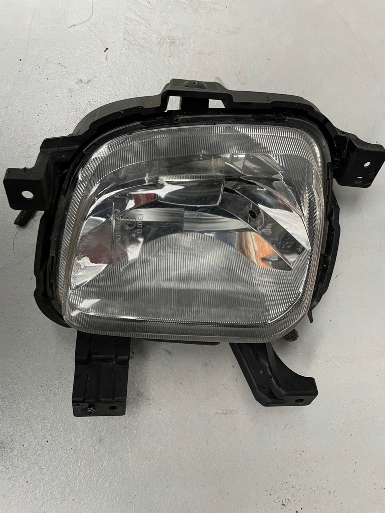 фото №1, Противотуманная фара правый kia carens iv
