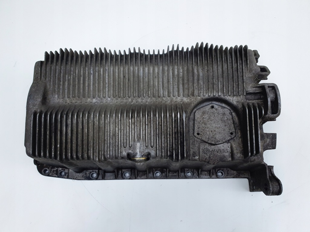 Поддон масла vw skoda audi seat 1.6 mpi 06a103603aj с Разборки