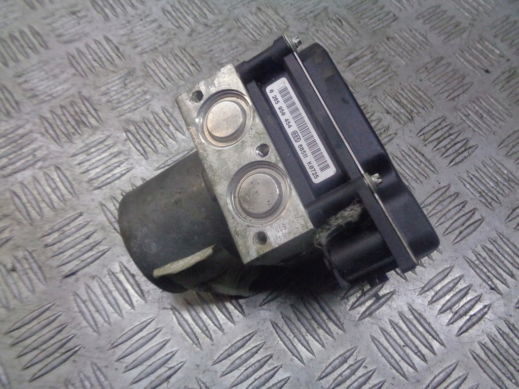 фото №1, Насос abs renault scenic ii 1.5 dci 8200624642