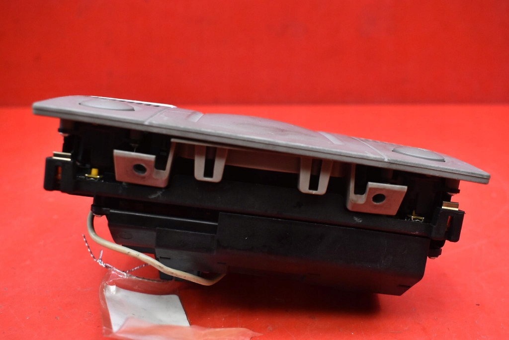 фото №7, Лампа освещение салона перед 4e0907135a audi a8 d3 02-05