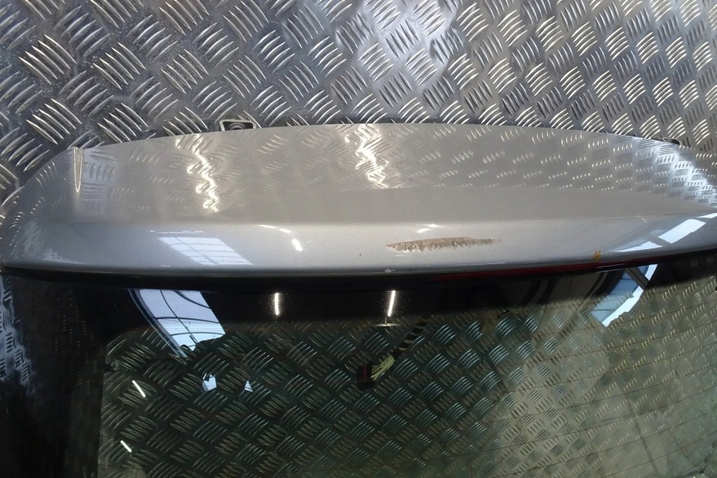 фото №7, Vw tiguan i - крышка багажника задняя lr7n