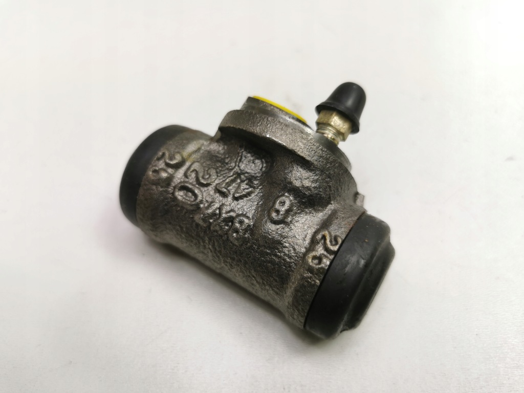 Набор, тормозные колодки тормозные задний  peugeot 309 i оригинальный номер 4241.1z Недорого