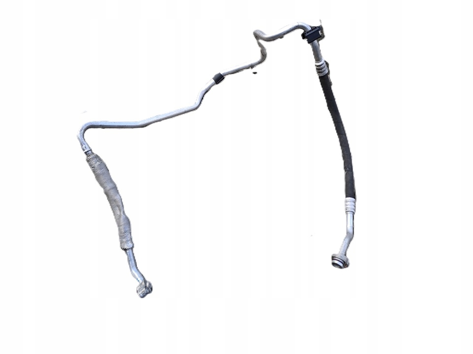 фото №1, Audi q3 8u0 трубка шланг кондиционера 8u0820743c