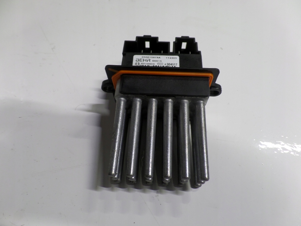 фото №1, Chrysler 300c резистор вентилятор 05061587aa