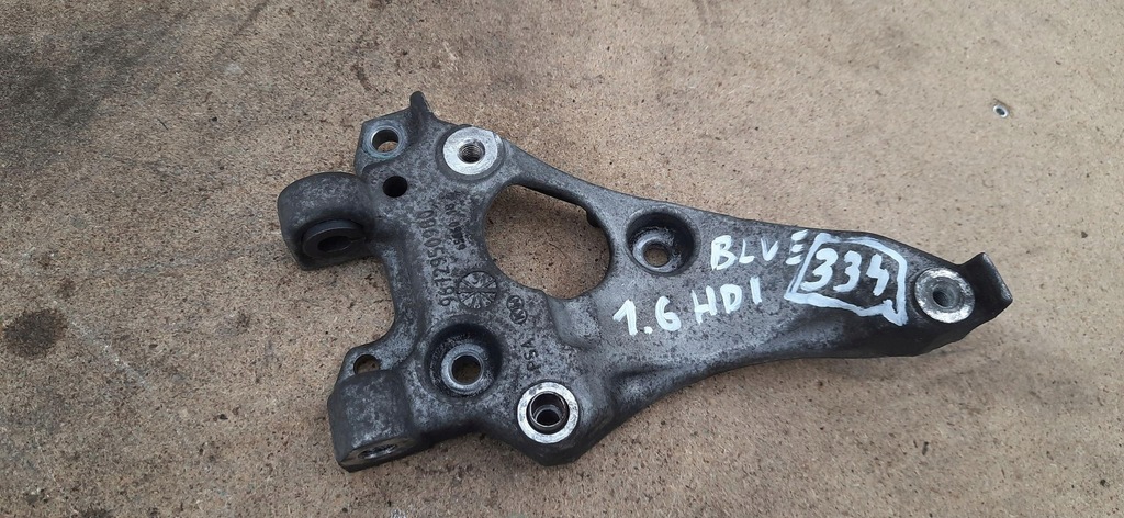 фото №1, Кронштейн кронштейн компресора master iii 9672950980