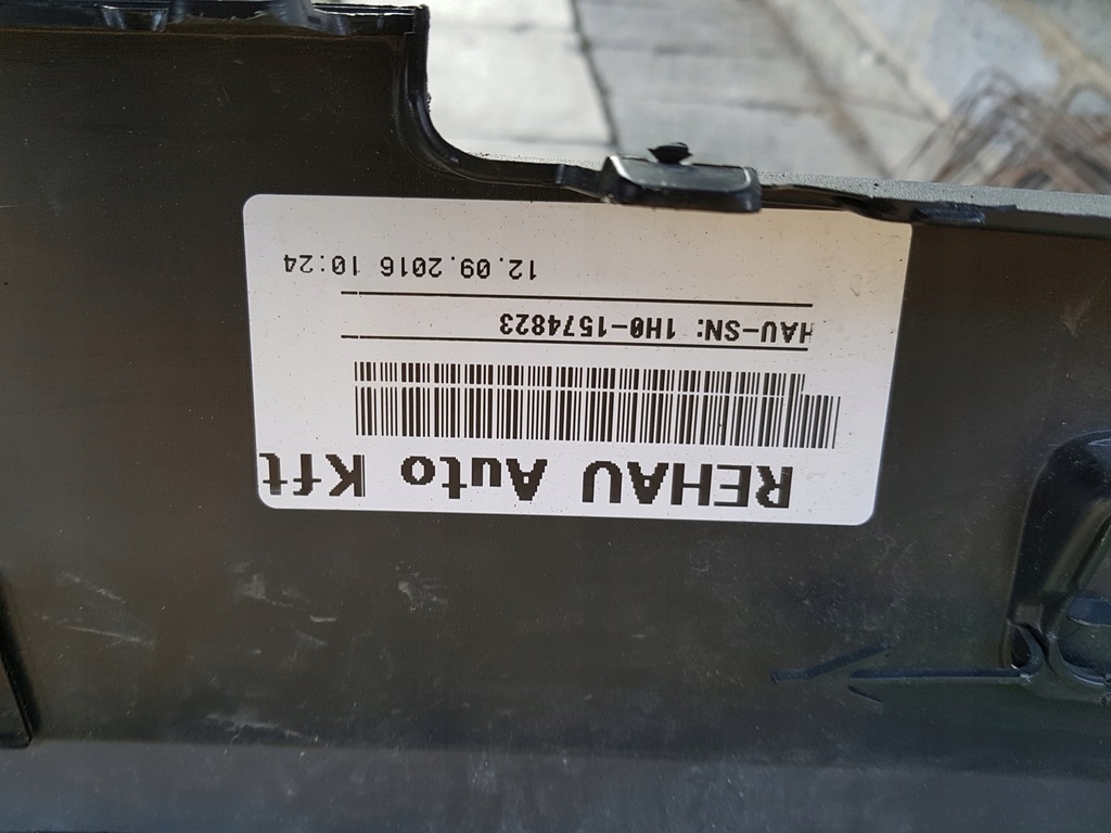 фото №6, Audi оригинальный номер 4m0807527 накладка бампера задняя