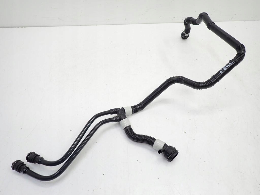 Купити Патрубок шланг трубка води 1647662-00-e tesla model y 3d3 4d1 24r