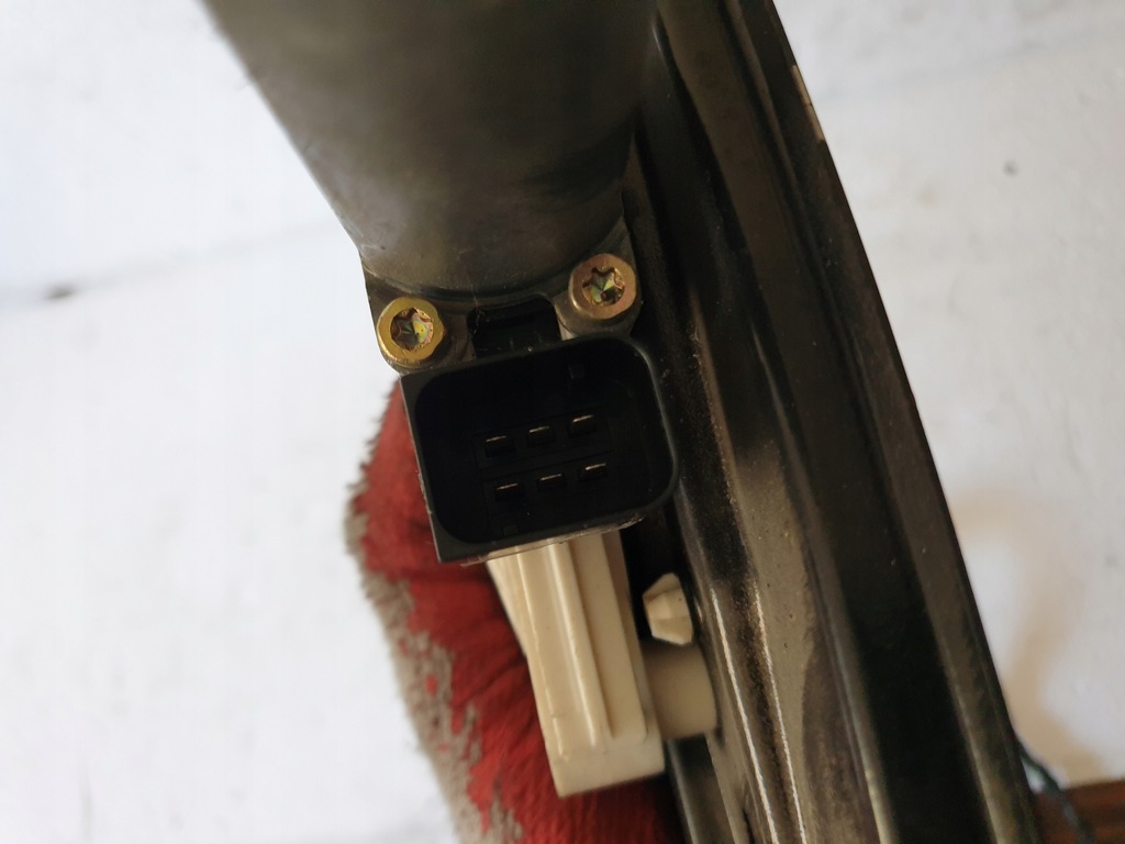 фото №10, Механізм скло правий задня mercedes w211 kombi