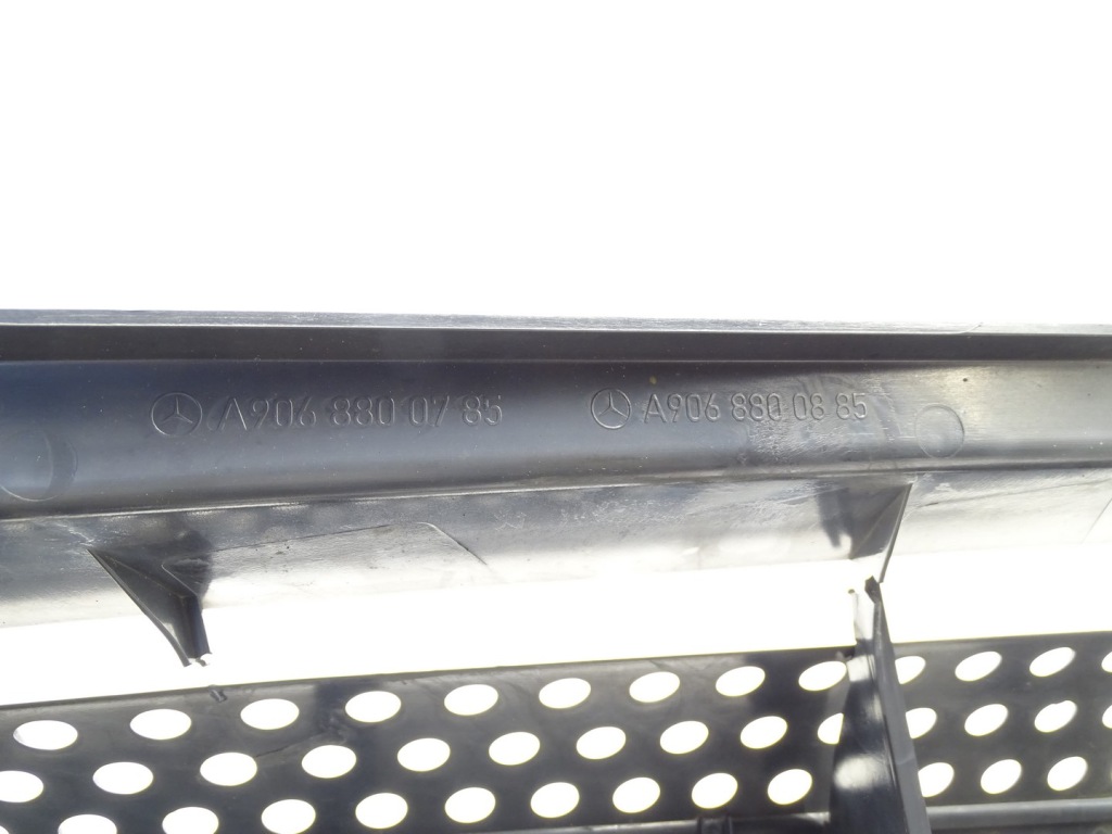Решётка  решётка радиатора эмблема logo mercedes sprinter 906 рестайлинг  2014- a9068800785 комплект Цена
