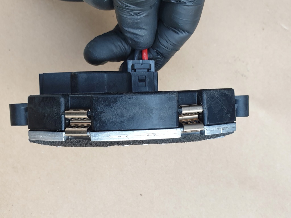 фото №10, Воздуходувка обдув volvo xc40 uk anglik 31497511 оригинальный номер