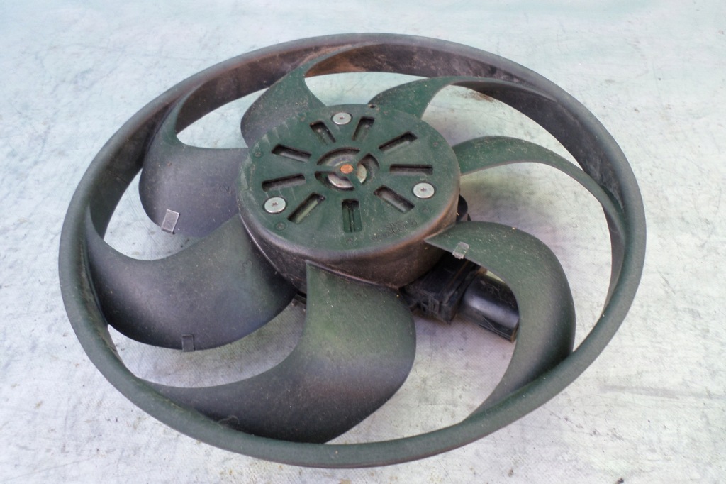 фото №1, Trafic iii lift vivaro b вентилятор радіатора