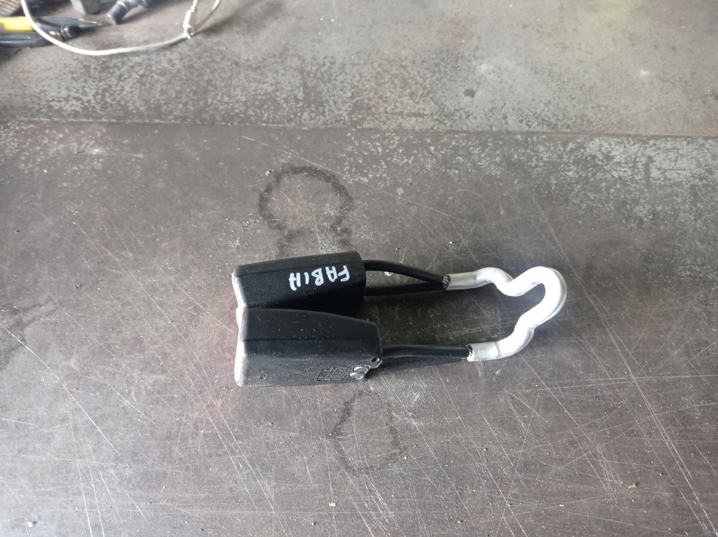 фото №1, Skoda fabia i - клипса поперечина задняя 6y0857488