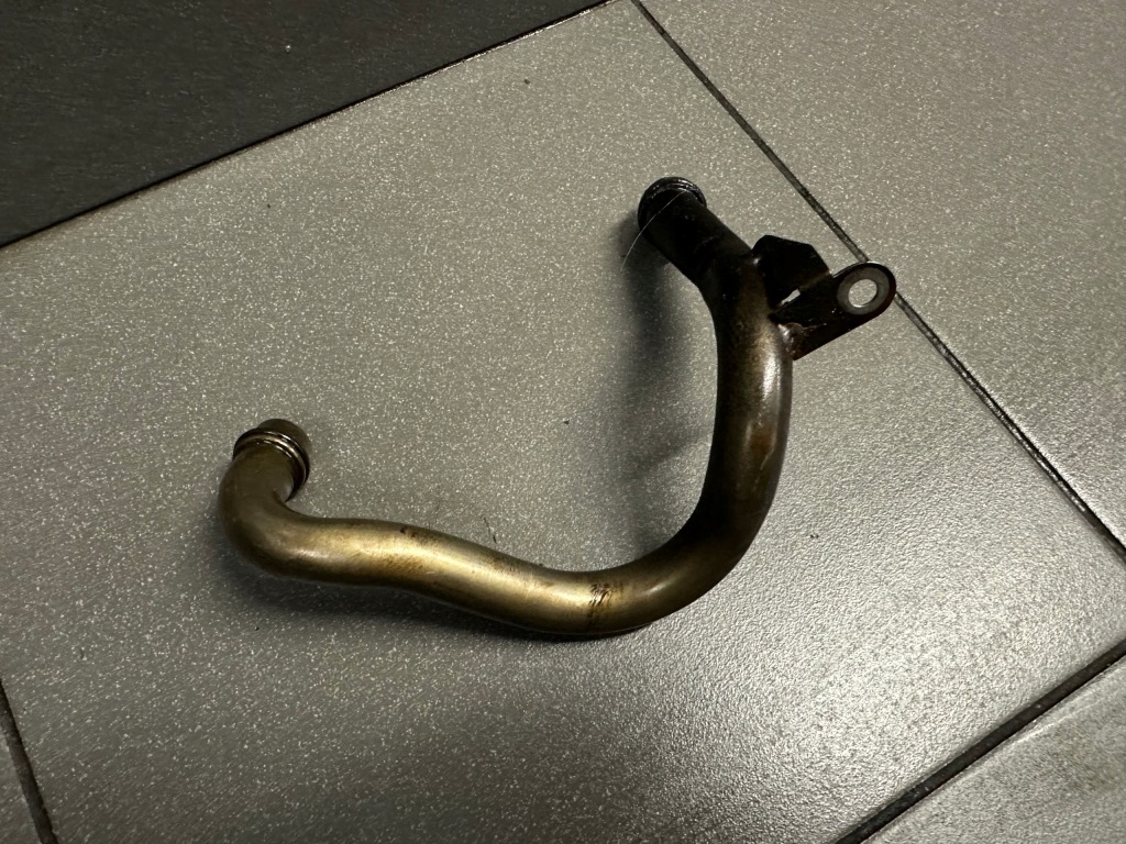 фото №1, Шланг насоса масла audi a8 d2 2.8 amx 078277c