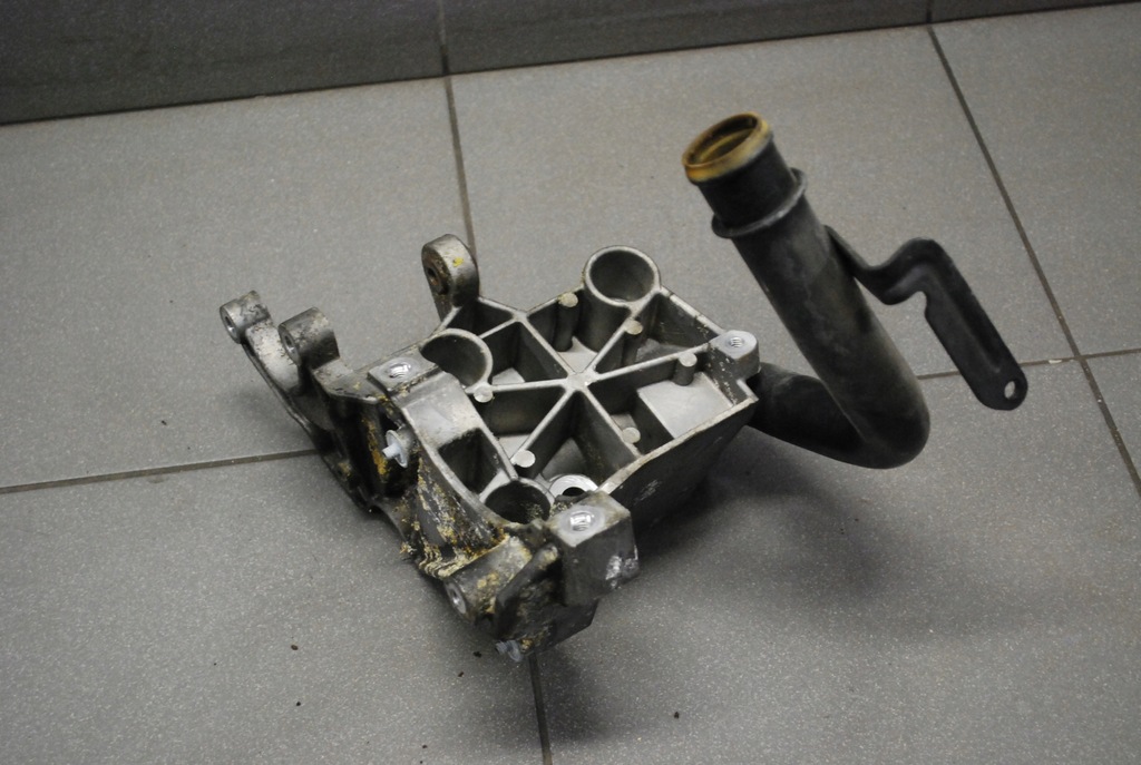 фото №1, Кронштейн насоса підсилювача 059145169p a4 b7 3.0tdi