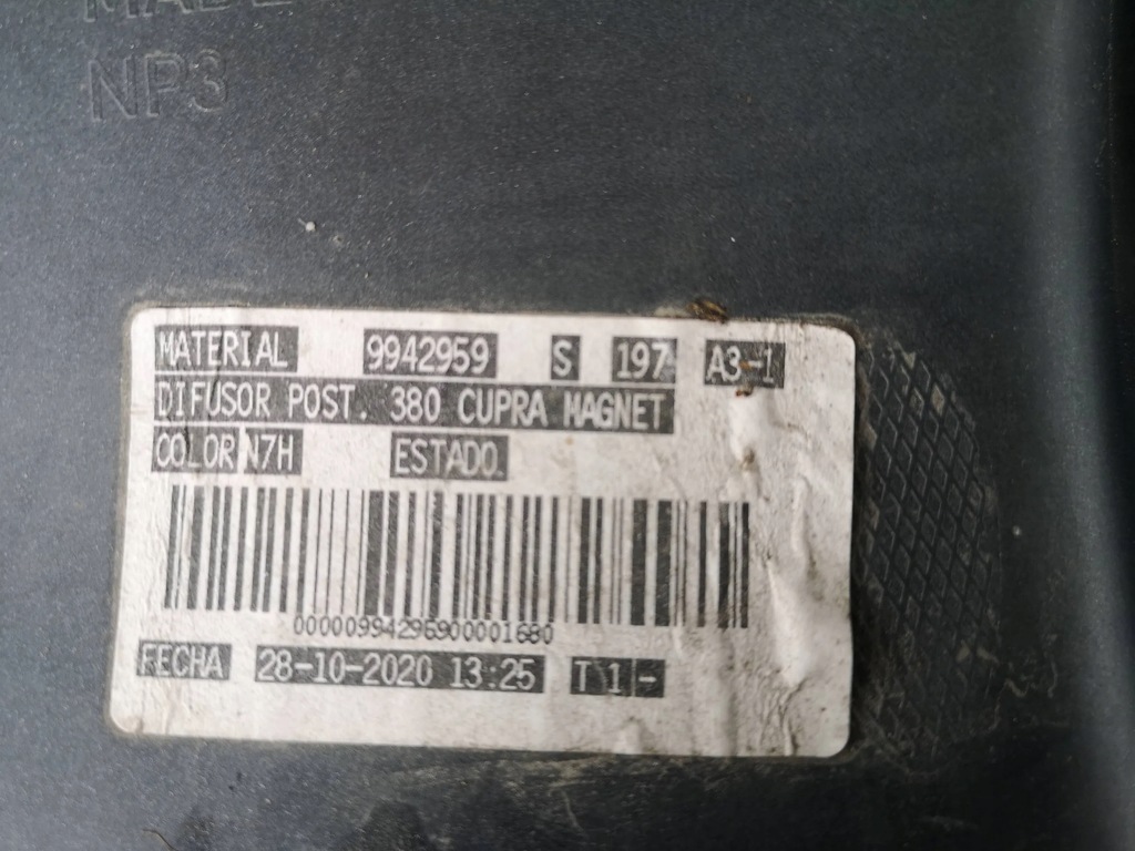 фото №12, Seat leon iv cupra- спойлер диффузор бампера задняя