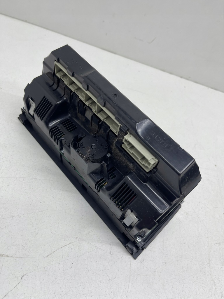 фото №11, Audi q7 4l панель керування вентиляція кондиціонер