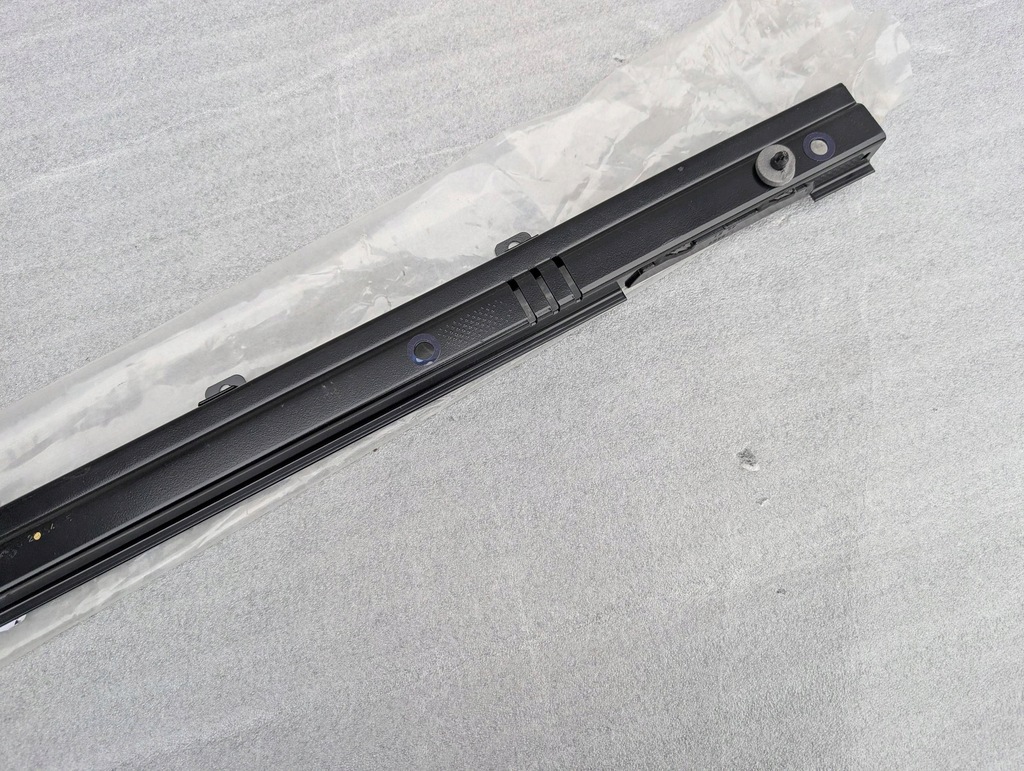 фото №8, Направляющая направляющая дверь боковых раздвижных jumpy expert proace scudo 16-