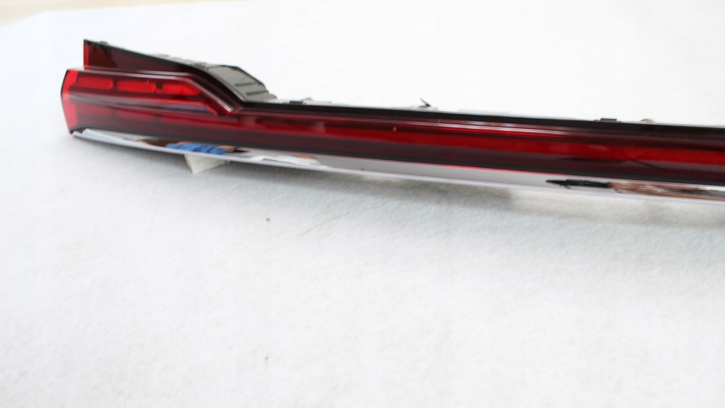 фото №7, Mg marvel r - лампа задня накладка кришки led 2020+