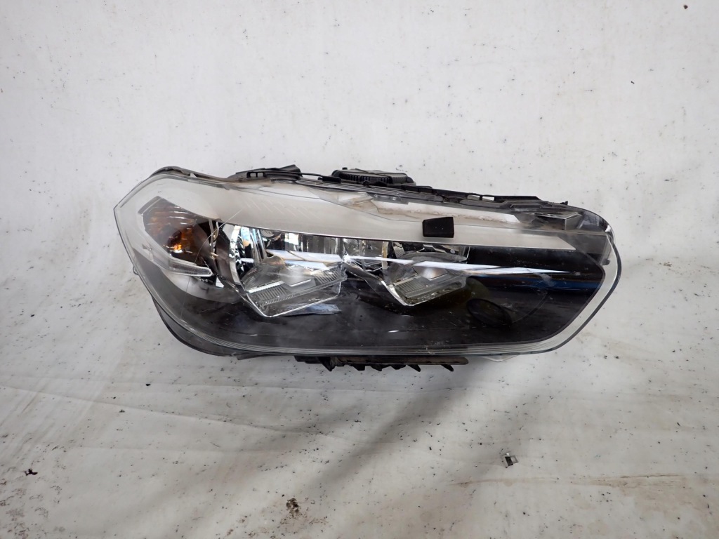 Купити Bmw x2 f39 18- лампа права перед передня 90131108
