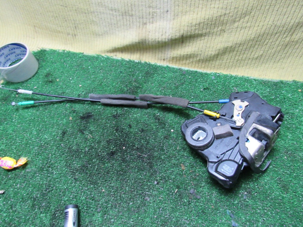 фото №1, Замок лівий перед corolla verso ii 6pin eu