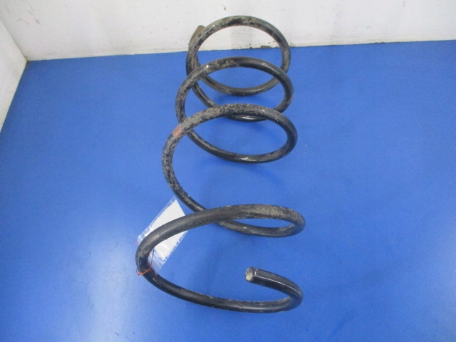 фото №1, Toyota rav4 ii 2.0d4d пружина перед оригинал